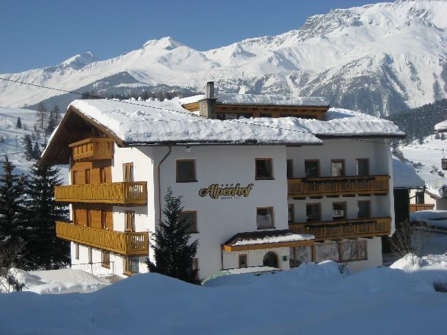 Alpenhof Pension-Garni Наудерс Экстерьер фото